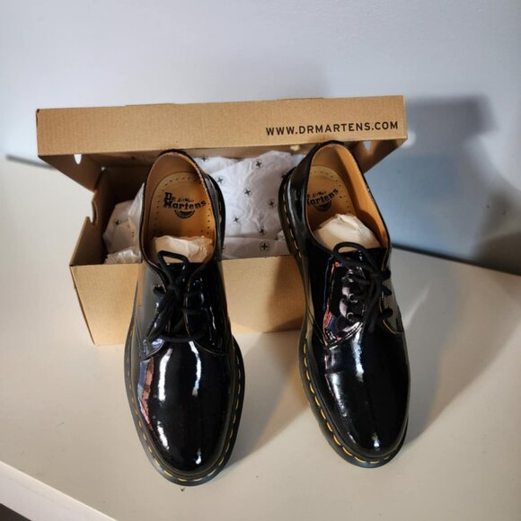 EUC Dr. Martens AirWair Patent Leather 1461 Oxford Style - Picture 4 of 7